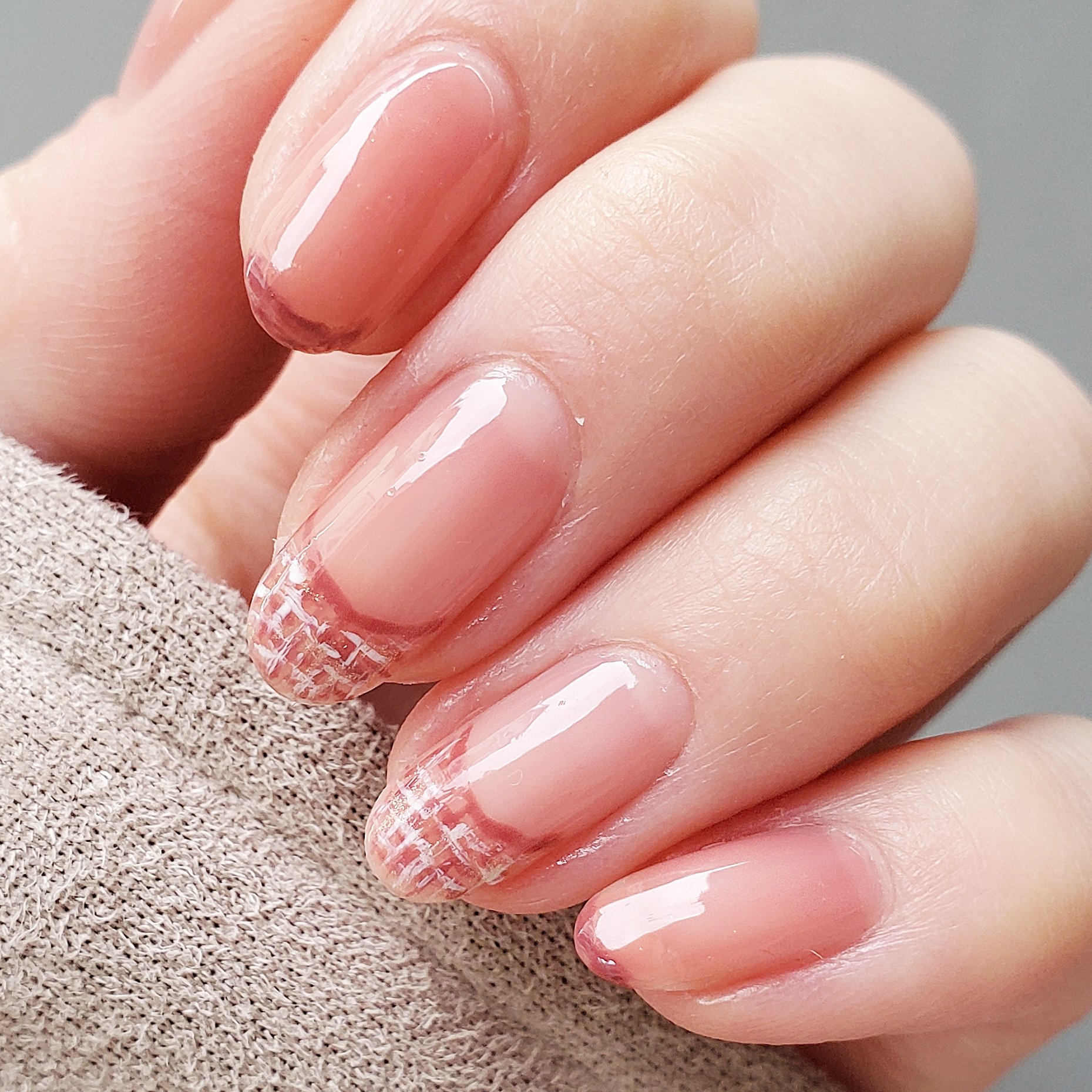 カラークラブ D296 Aurora Lily/Forsythe/マニキュアを使ったクチコミ（3枚目）