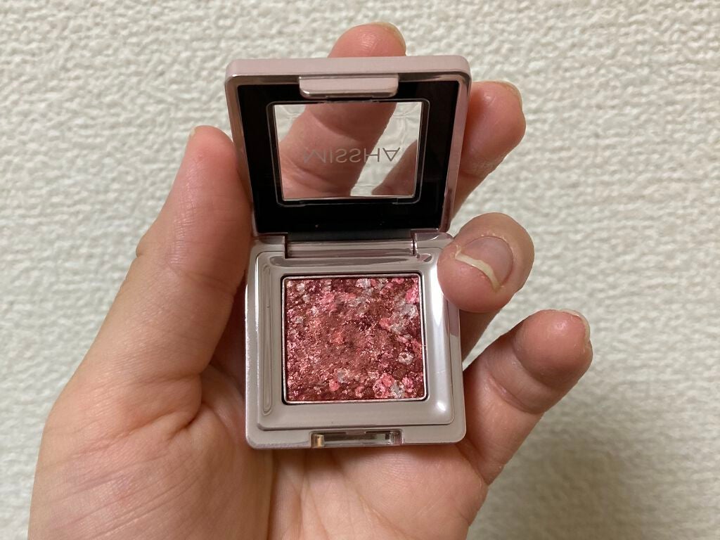 グリッタープリズム シャドウ/MISSHA/グリッターを使ったクチコミ(2枚目)