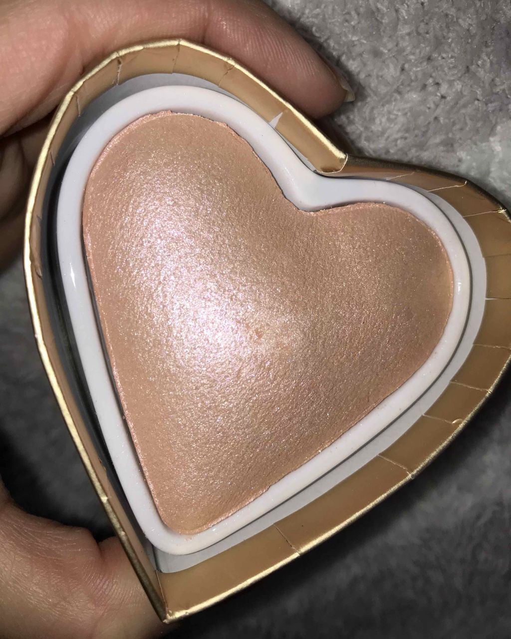 ハートハイライター ゴッデス オブ ラブ/MAKEUP REVOLUTION/パウダーハイライトを使ったクチコミ（2枚目）