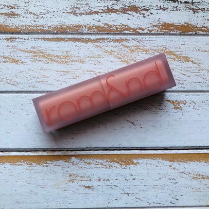 ゼロマットリップスティック 21 スモークドベージュ(Smoked Beige)/rom&nd/口紅を使ったクチコミ(2枚目)