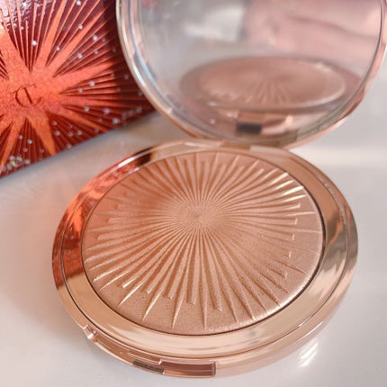 シャーロットティルブリー マジックスターハイライター/Charlotte Tilbury/ハイライトを使ったクチコミ(2枚目)