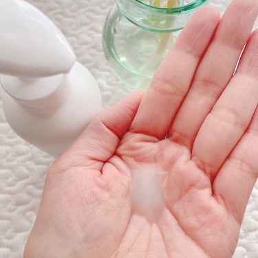 うるおいin手肌すっきり洗浄乳液 240ml/Pure-ria/ハンドクリームを使ったクチコミ（2枚目）
