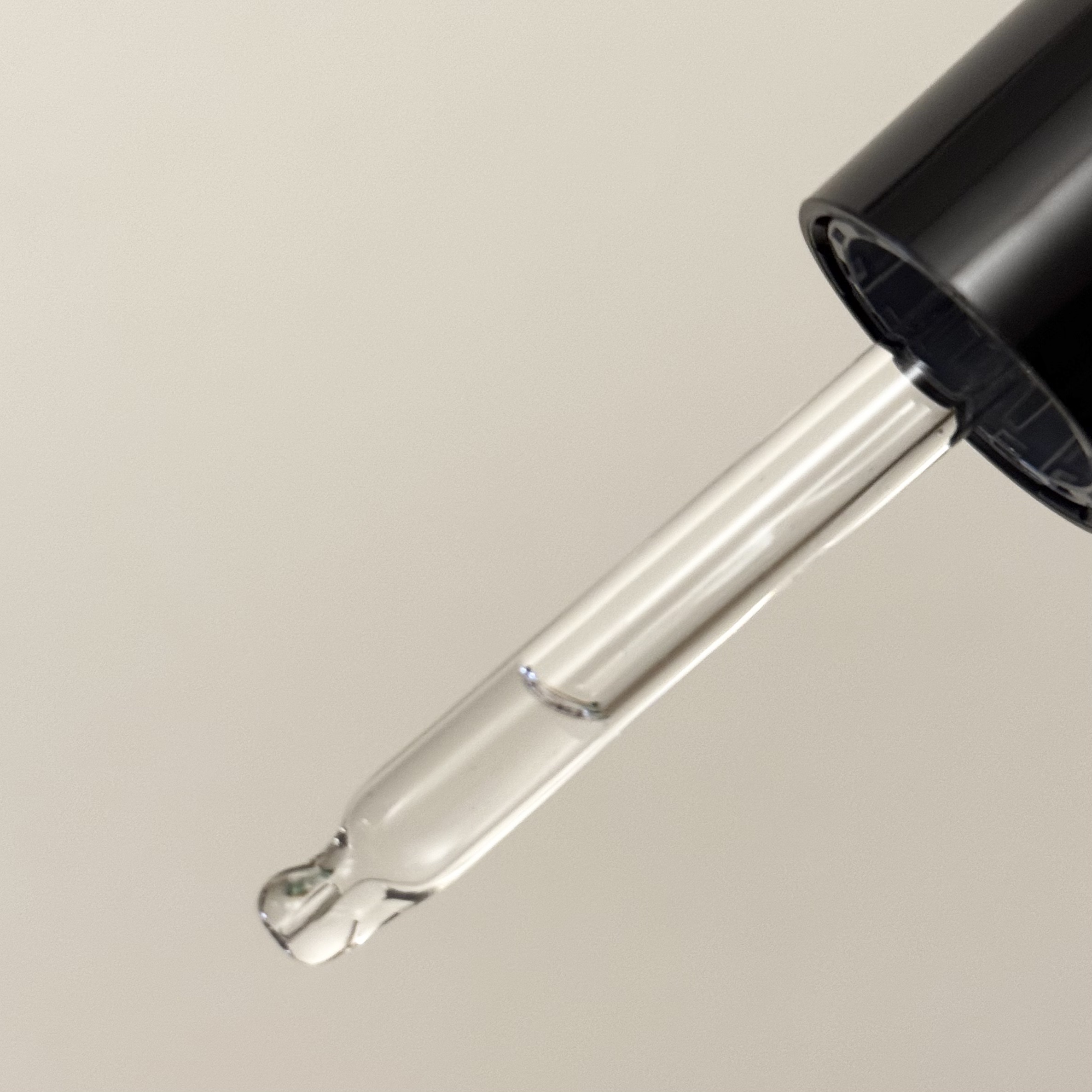 メディメリー　エンリッチセラム/MEDIMERRY/美容液を使ったクチコミ（2枚目）