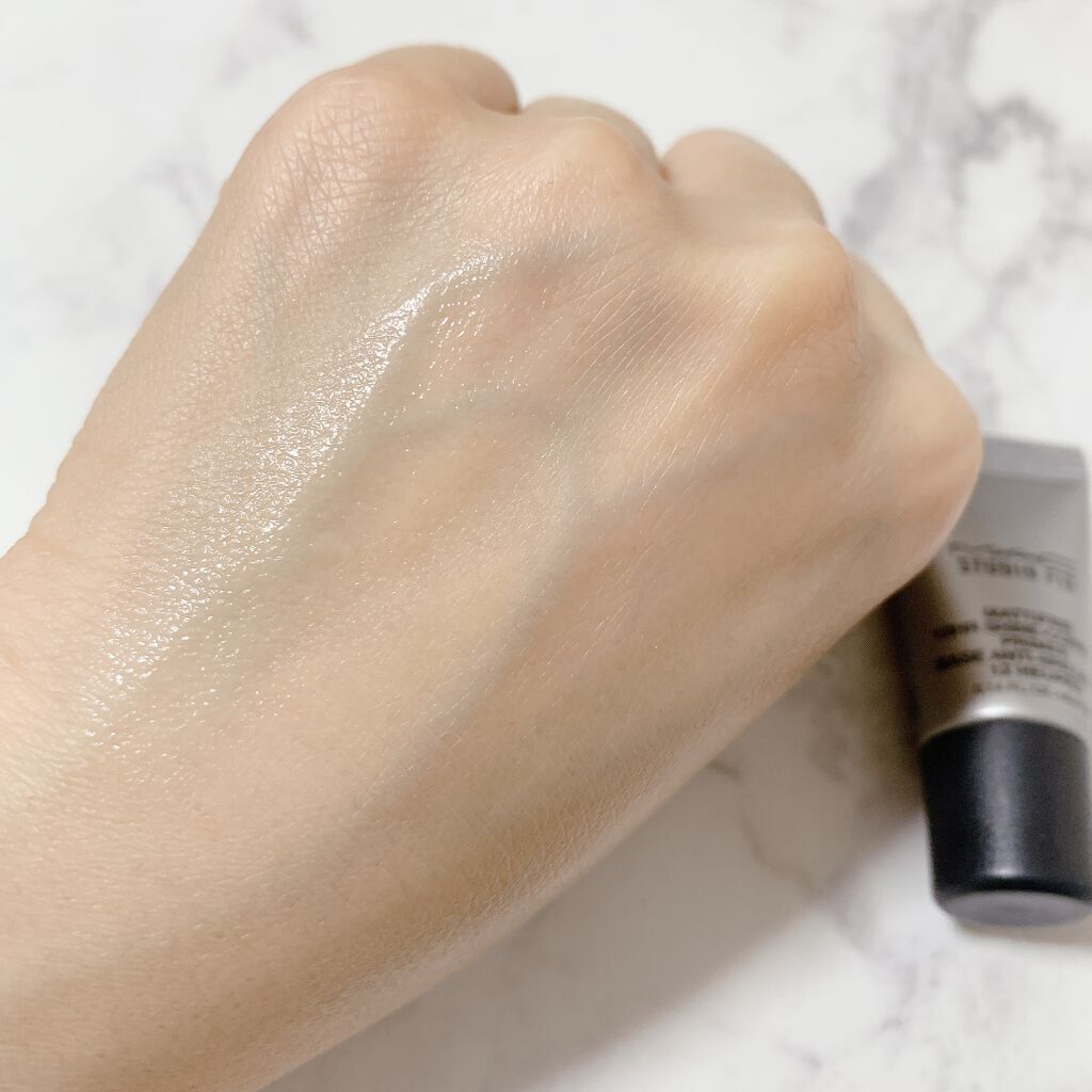 スタジオ フィックス マッティファイン シャイン コントロール プライマー/M・A・C/化粧下地を使ったクチコミ（3枚目）