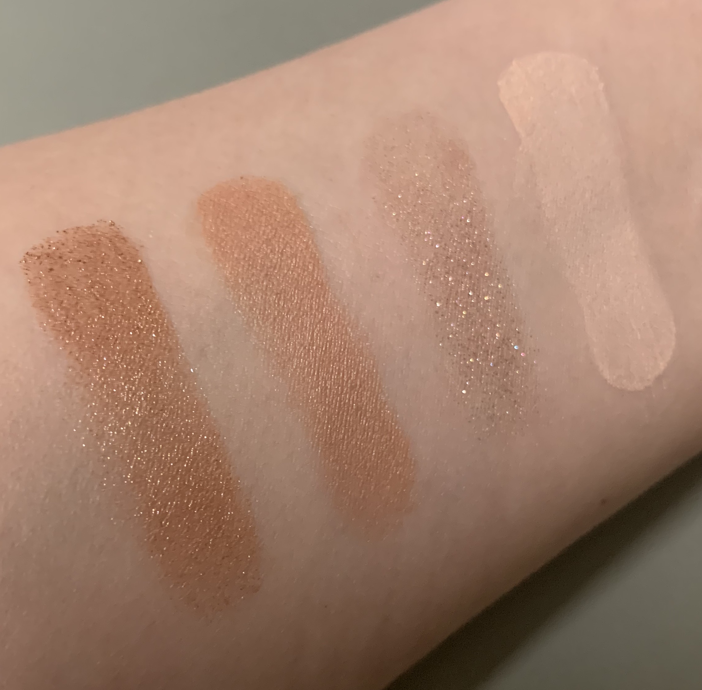 4色アイシャドウパレット/aZTK/アイシャドウパレットを使ったクチコミ（3枚目）