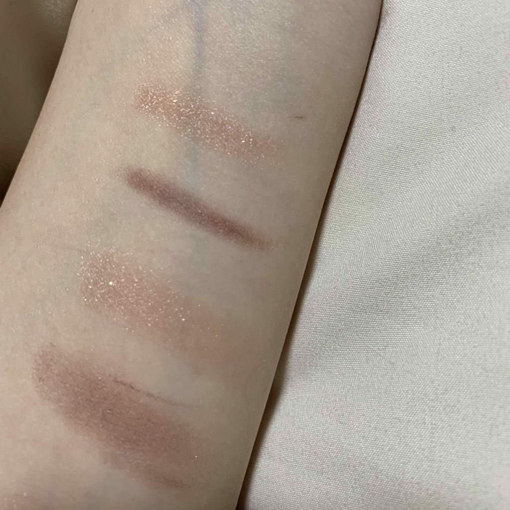 B.A カラーズ アイパウダー オーベルジンレッド＆ローズシャンパン/B.A/アイシャドウパレットを使ったクチコミ（3枚目）