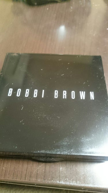 ハイライティング パウダー/BOBBI BROWN/ハイライトを使ったクチコミ（2枚目）