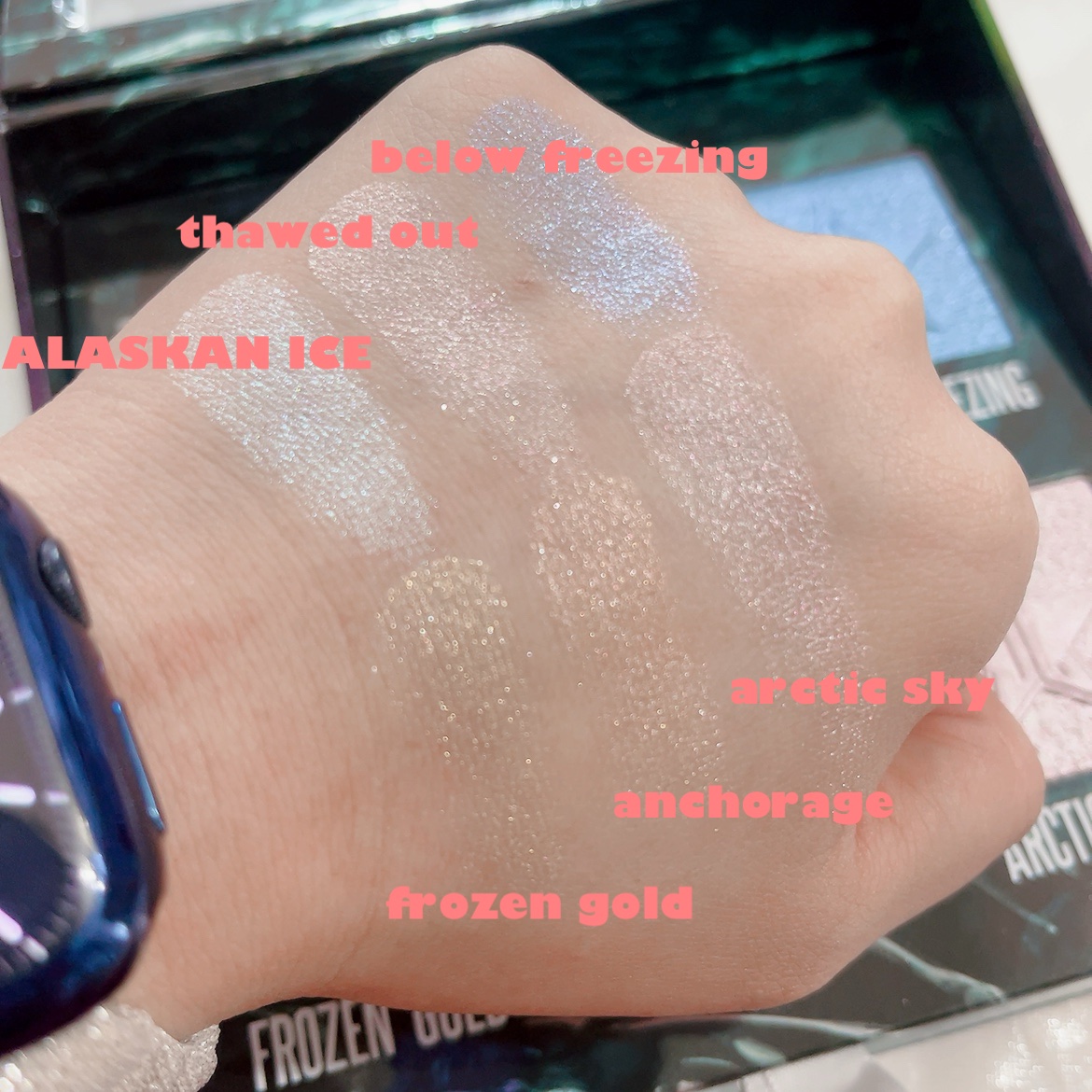 NORTHERN LIGHTS/Jeffree Star Cosmetics/パウダーハイライトを使ったクチコミ（3枚目）