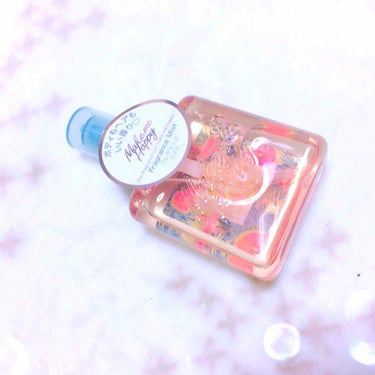 Make me Happy Fragrance Mist 02
Pink Grapefruit の香り

ボディミストです♡

香りは名前のその通り
グレープフルーツです！
横にフィアンセのグレープフル