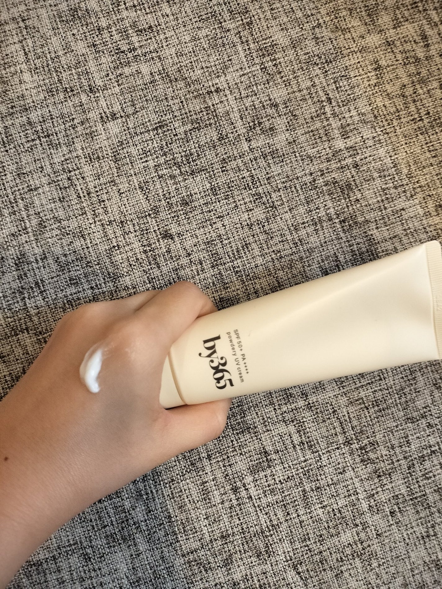 by365 パウダリーUVクリーム/ナリスアップ/日焼け止めクリームを使ったクチコミ(2枚目)