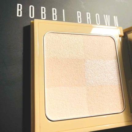 ヌード フィニッシュ イルミネイティング パウダー/BOBBI BROWN/プレストパウダーを使ったクチコミ(1枚目)
