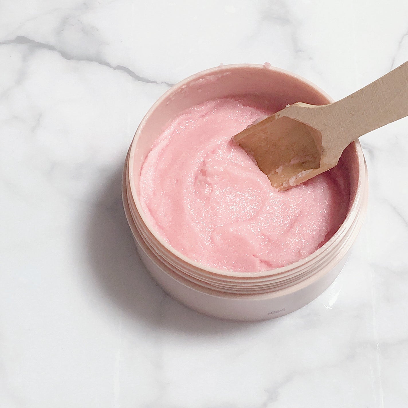 Q+Me スウィート ボム タラソ スクラブ/AGARISM/バスト・ヒップケアを使ったクチコミ(1枚目)