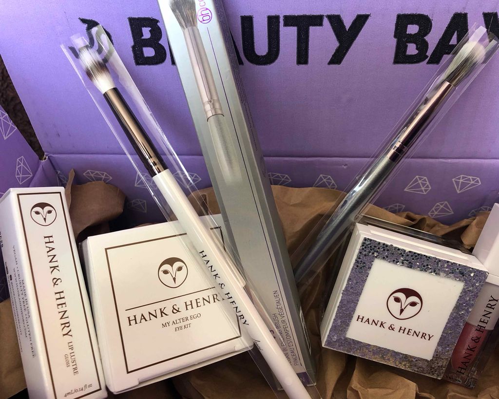 Hank & Henry MY ALTER EGO EYE KIT  kill joy