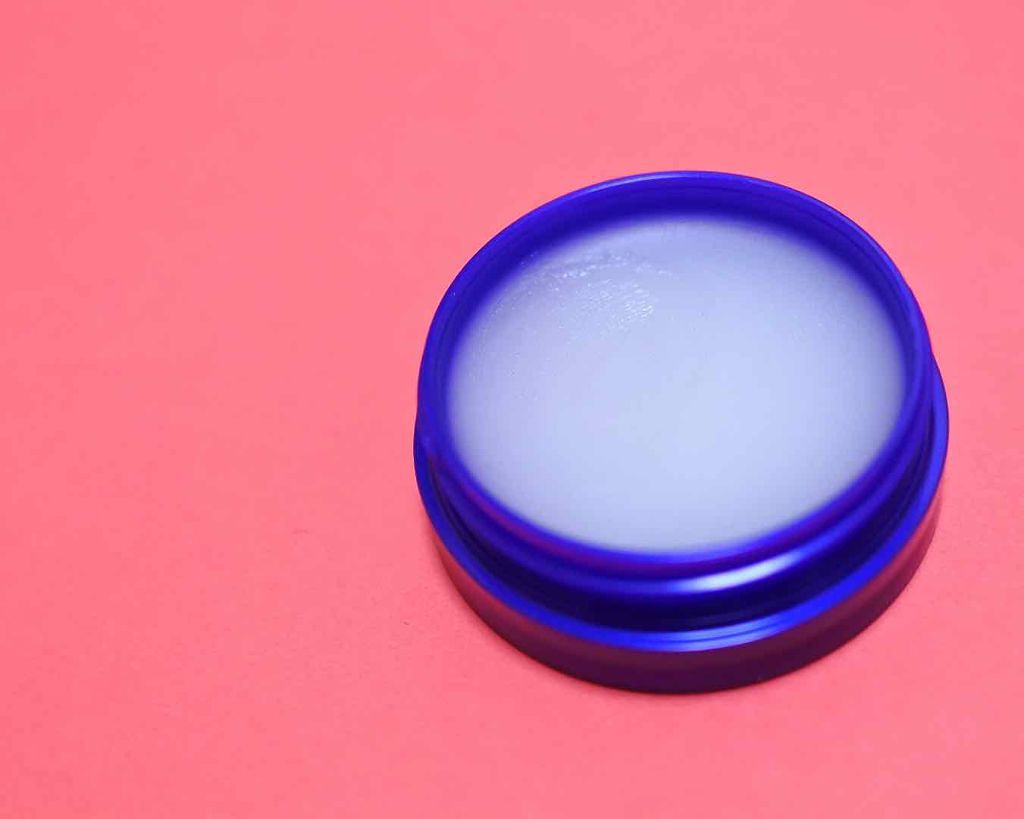 ニベア クリームケア リップバーム はちみつの香り/ニベア/リップケアを使ったクチコミ(2枚目)