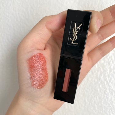 ルージュ ピュールクチュール ヴェルニ ヴィニルクリーム No.610 ヌード チャンピオン/YVES SAINT LAURENT BEAUTE/口紅を使ったクチコミ（2枚目）