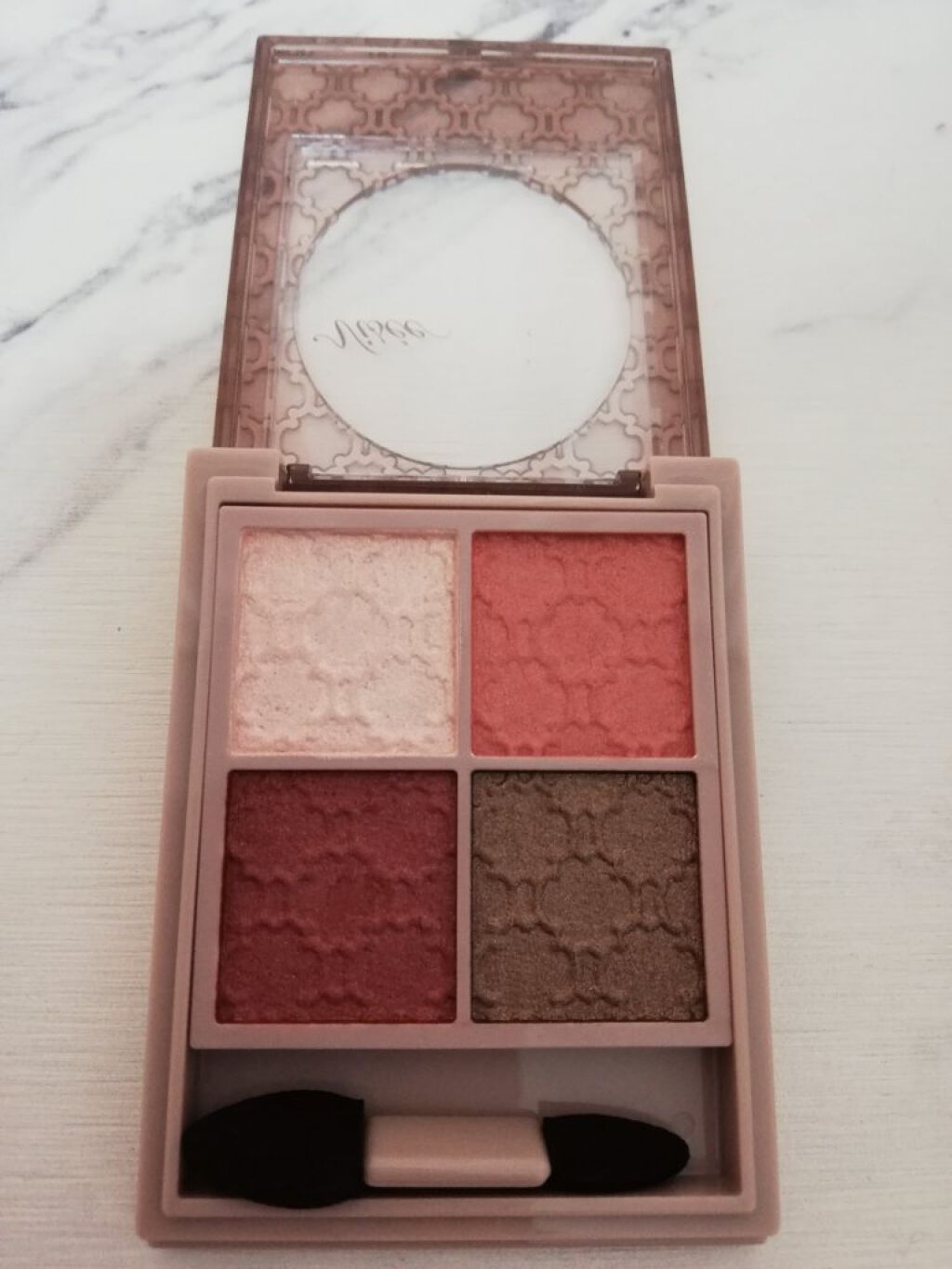 グロッシーリッチ アイズ N/Visée/アイシャドウパレットを使ったクチコミ（2枚目）