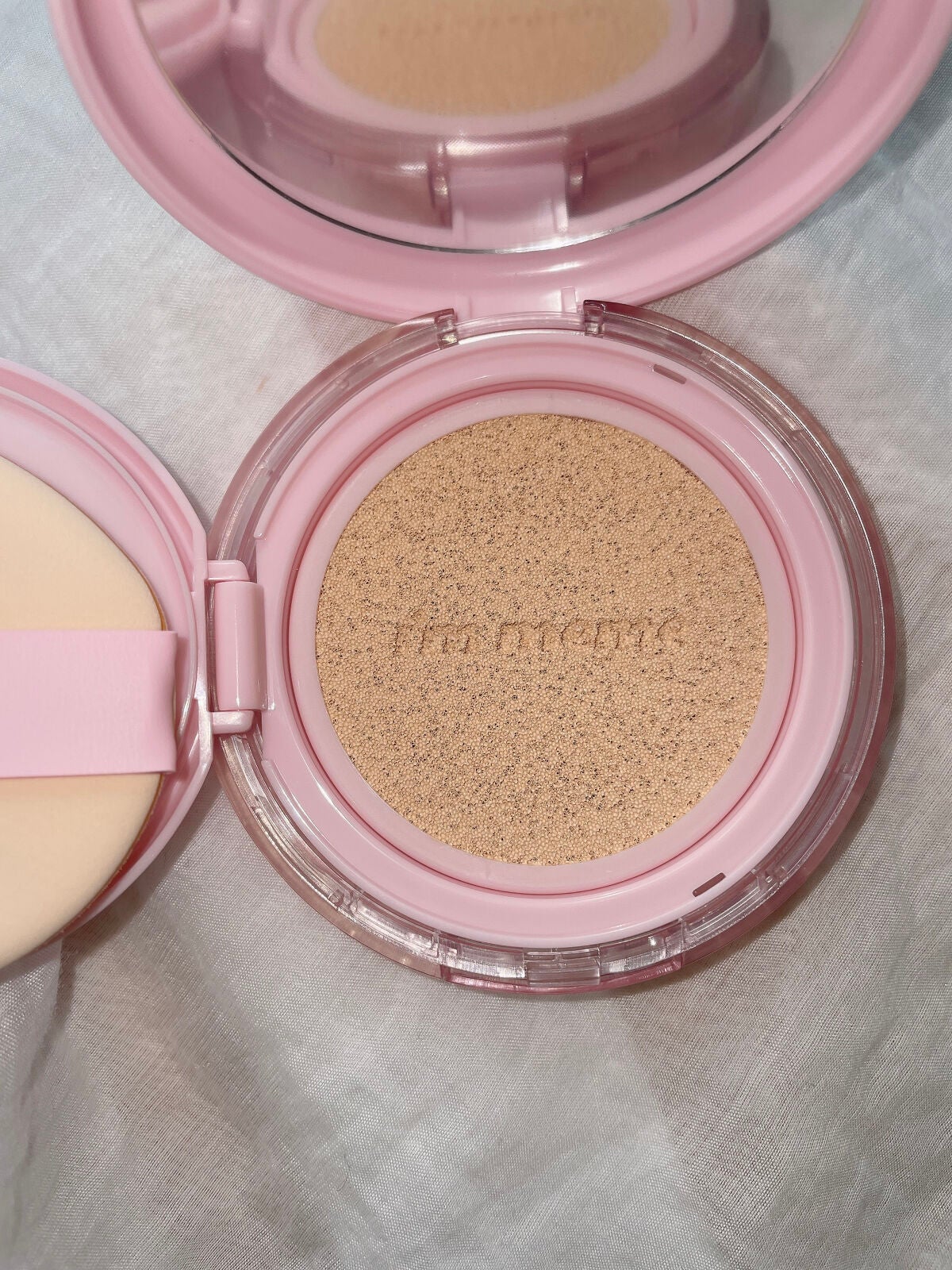 ワンダーベルベットラスティングクッション/i’m meme/クッションファンデーションを使ったクチコミ(3枚目)