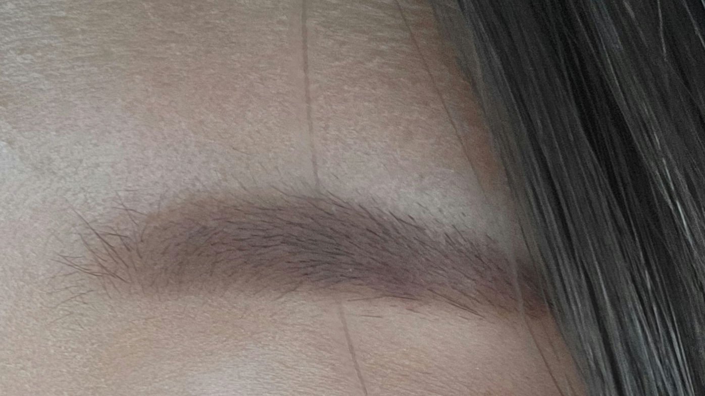 カラーリングアイブロウ 11 ダスティモーヴ/ヘビーローテーション/眉マスカラを使ったクチコミ（3枚目）