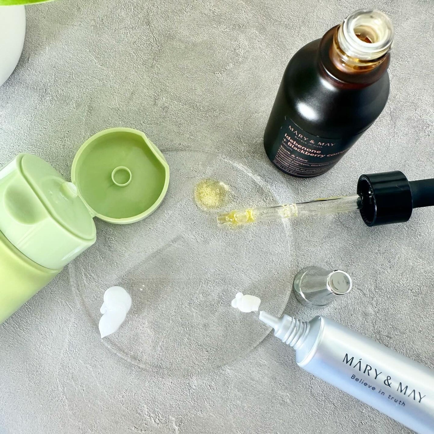 Idebenone+Blackberry complex serum/MARY&MAY/美容液を使ったクチコミ(2枚目)