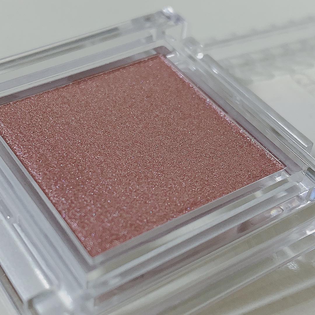 シングルカラーアイシャドウ 02 ニュアンスピンク/CEZANNE/単色アイシャドウを使ったクチコミ（2枚目）