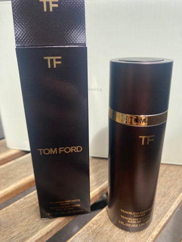 TOM FORD BEAUTY トレースレスソフトマットプライマーのクチコミ「TOM FORD BEAUTY
トレースレスソフトマットプライマー

30ml・11,220円.....」（1枚目）