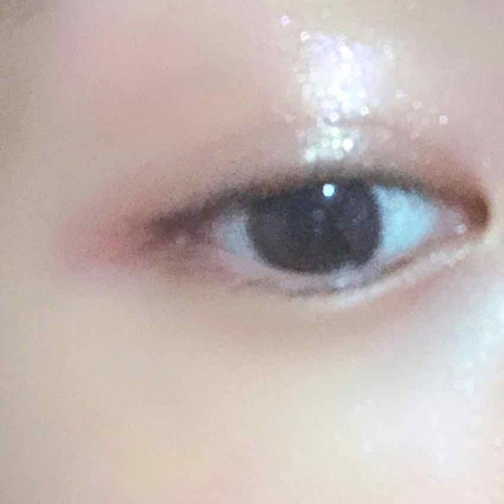 プリズム エアー シャドウ/CLIO/単色アイシャドウを使ったクチコミ（3枚目）