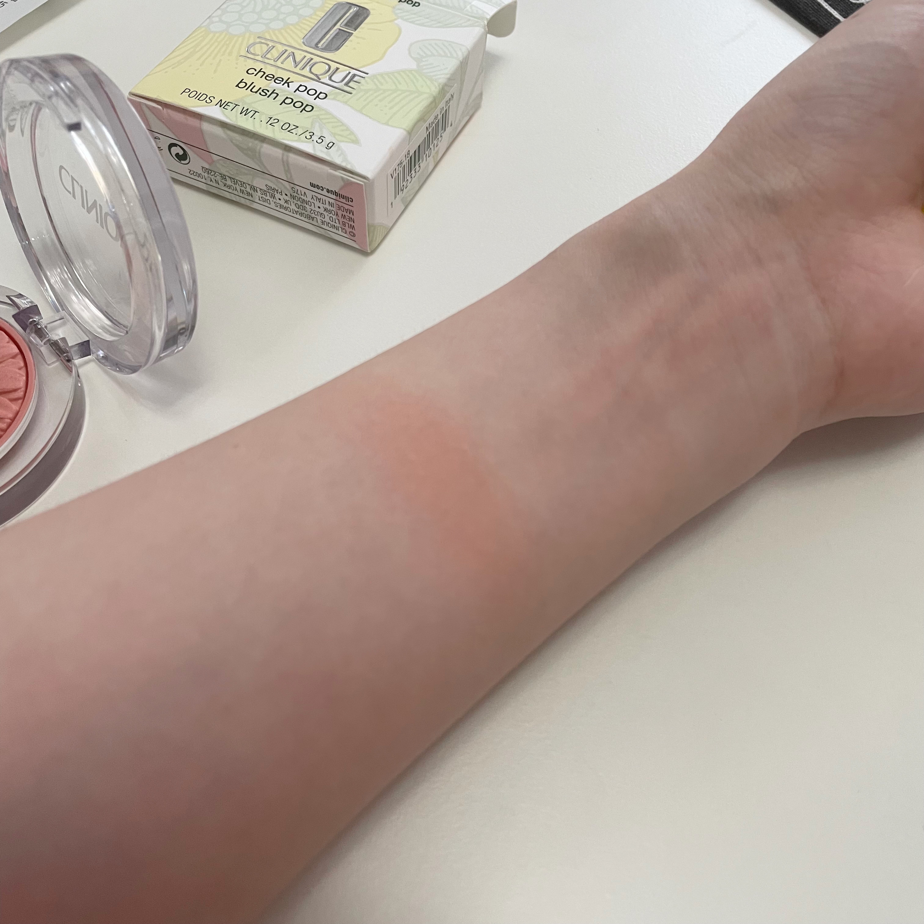 チーク ポップ 18 ピンク ハニー ポップ/CLINIQUE/パウダーチークを使ったクチコミ（3枚目）