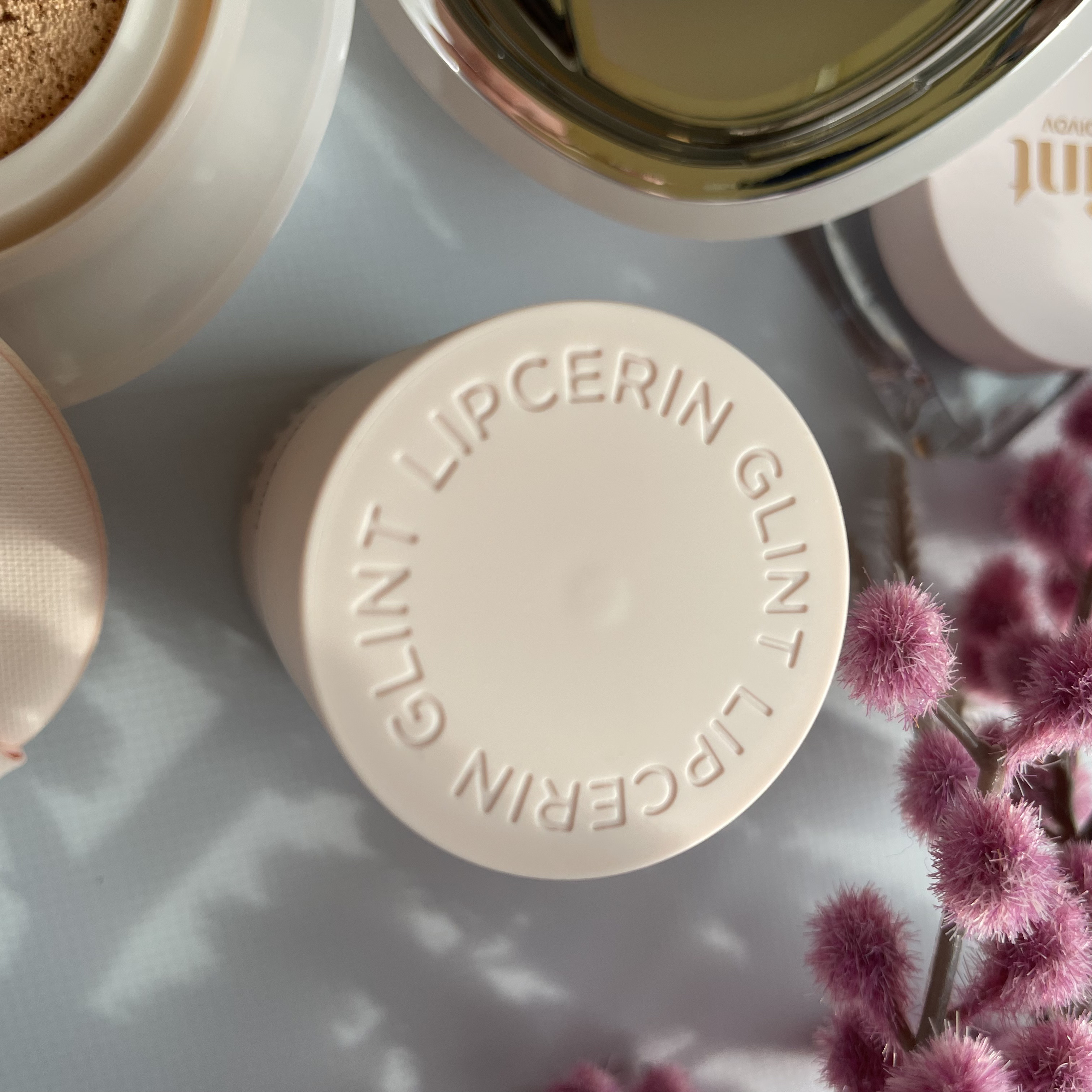 リップセリン 03 アイシーブルー/Glint/リップグロスを使ったクチコミ（3枚目）