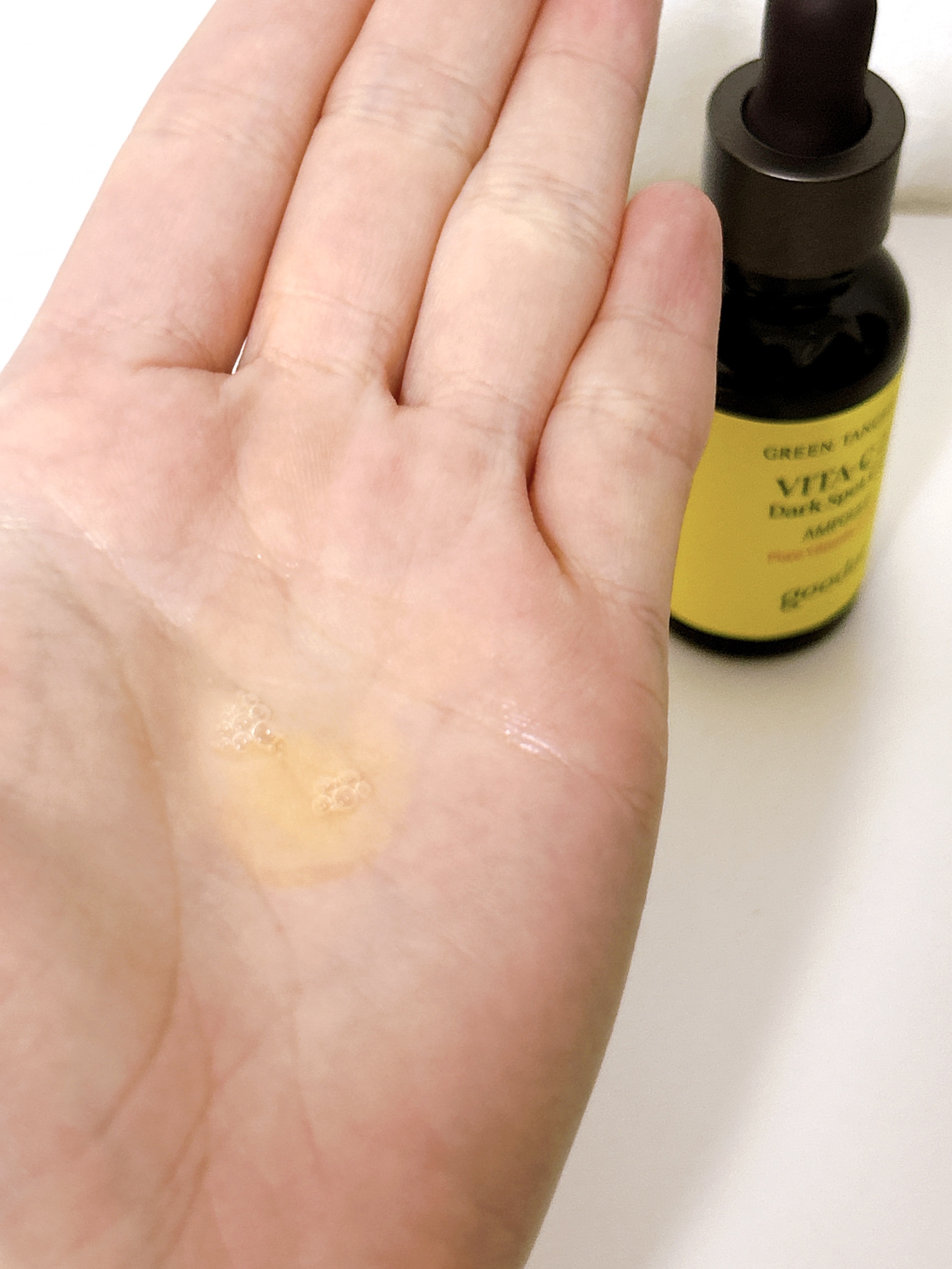 グリーンタンジェリンビタC27ダークスポットケアアンプル/goodal/美容液を使ったクチコミ（3枚目）