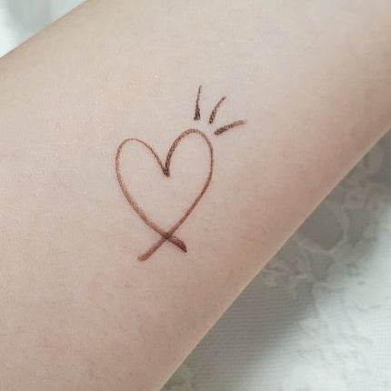 EYE OPENING LINER/UZU BY FLOWFUSHI/リキッドアイライナーを使ったクチコミ(3枚目)