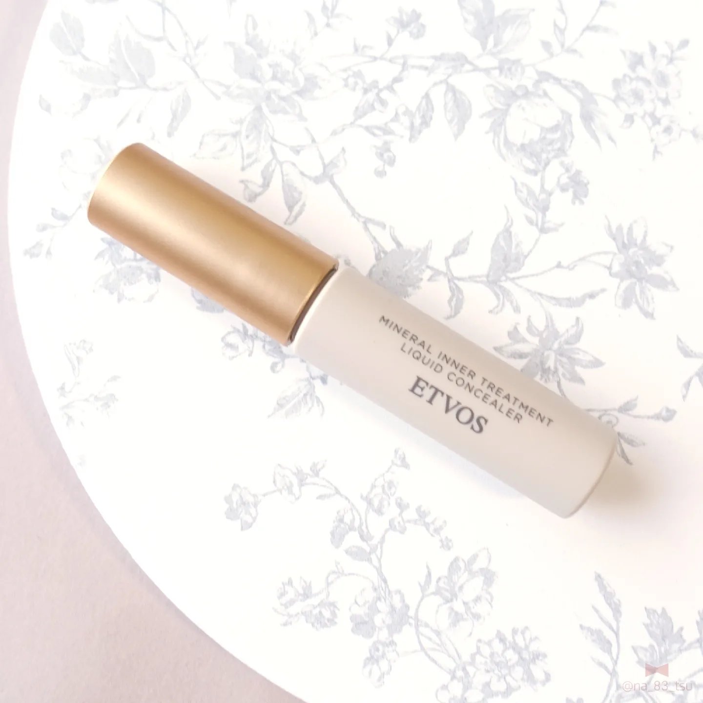 ミネラルインナートリートメントリキッドコンシーラー/エトヴォス/リキッドコンシーラーを使ったクチコミ（2枚目）