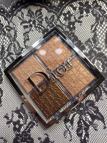 ディオール バックステージ フェイス グロウ パレット/Dior/ハイライトを使ったクチコミ(2枚目)