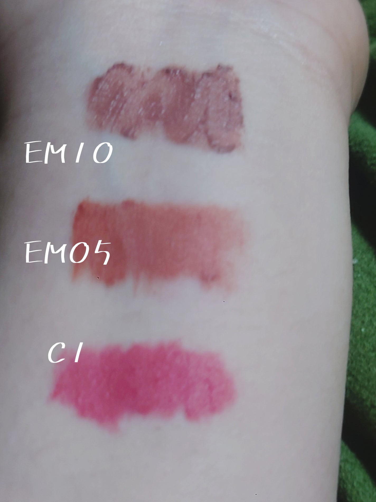 スーパーマットリップ&チークマッド/INTO U/口紅を使ったクチコミ(2枚目)