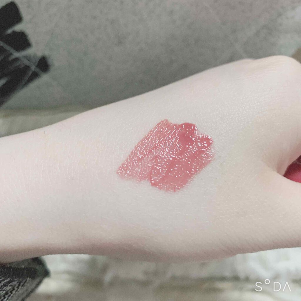 ジューシーラスティングティント/rom&nd/リップティントを使ったクチコミ（2枚目）