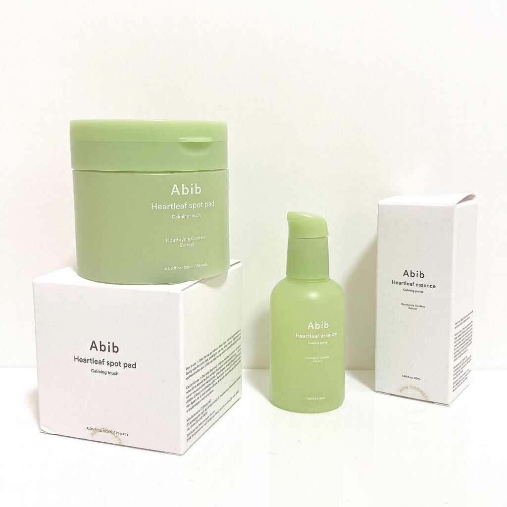 今、日本でも大人気のドクダミを使用したスキンケア✨✨
今回の商品は　@abib.japanさんの人気商品
「ドクダミパッド・カーミングタッチ」と「ドクダミセラム」を試したよー💓
*
勝手な想像だけど、ヒリヒリするのかなって思ってだけど、全