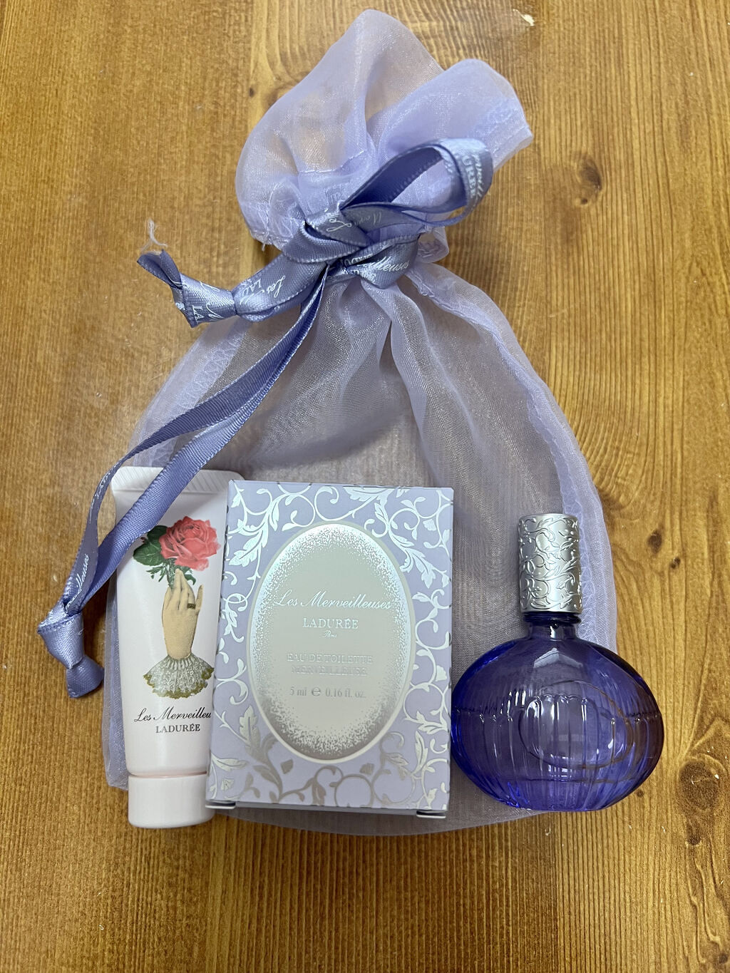 試してみた】オード トワレ メルヴェイユーズ レ・メルヴェイユーズ