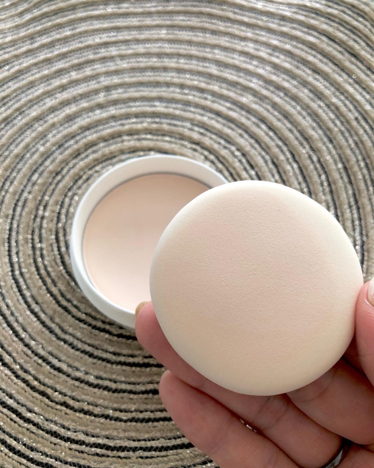 ブライト&ブルーム 24 スキンケアパウダー/SRICHAND/ルースパウダーを使ったクチコミ(5枚目)