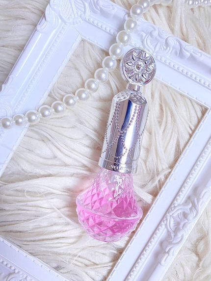 プレゼントにおすすめのネイルオイル22選!プチプラ・デパコスのおしゃれでかわいいアイテム