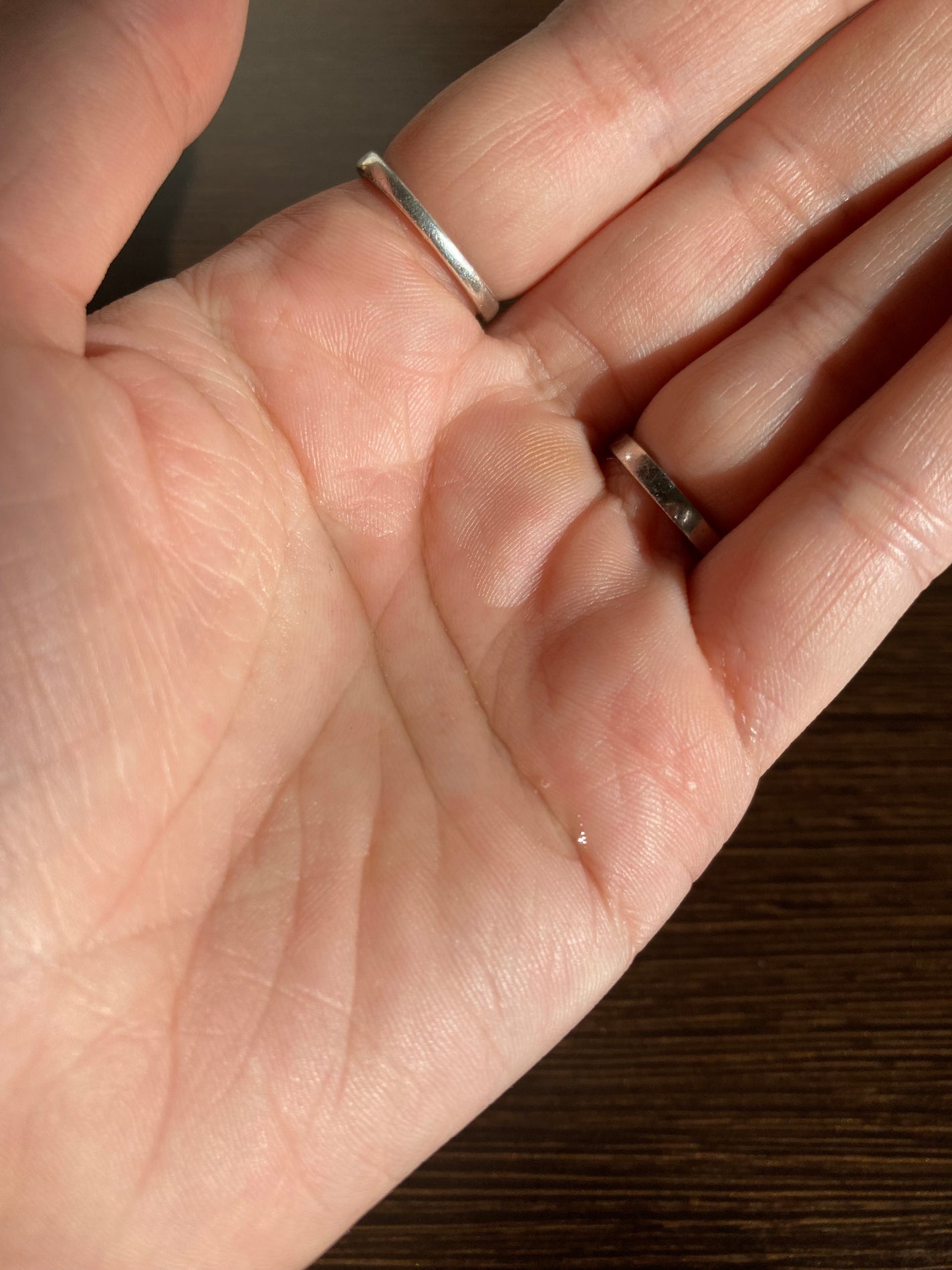 スーパーリッチシャイン ダメージリペア とろとろ補修ヘアオイル/LUX/ヘアオイルを使ったクチコミ(2枚目)