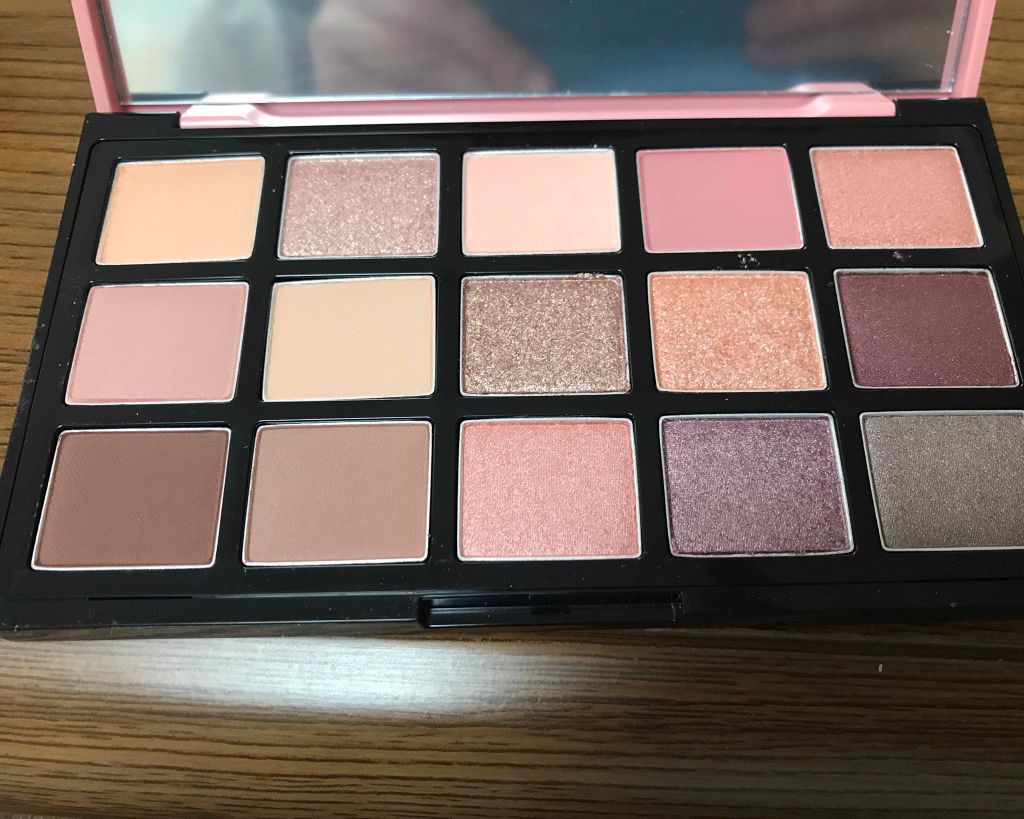 プレイカラーアイパレット ランジェリーバックステージ/ETUDE/アイシャドウパレットを使ったクチコミ(3枚目)