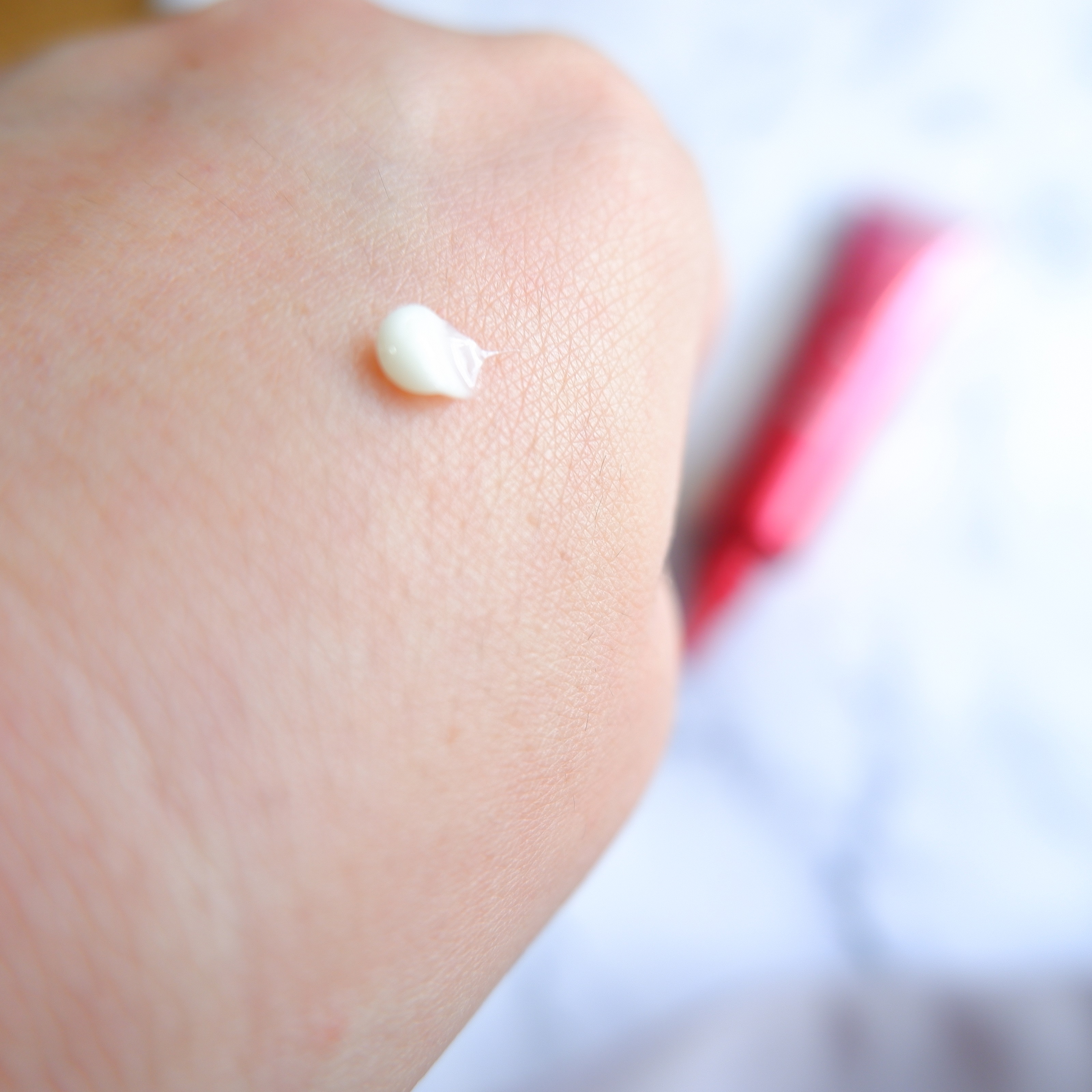 ピュア ナチュラル プレミアム リンクルセラム アイクリーム【医薬部外品】/pdc/アイケア・アイクリームを使ったクチコミ（3枚目）