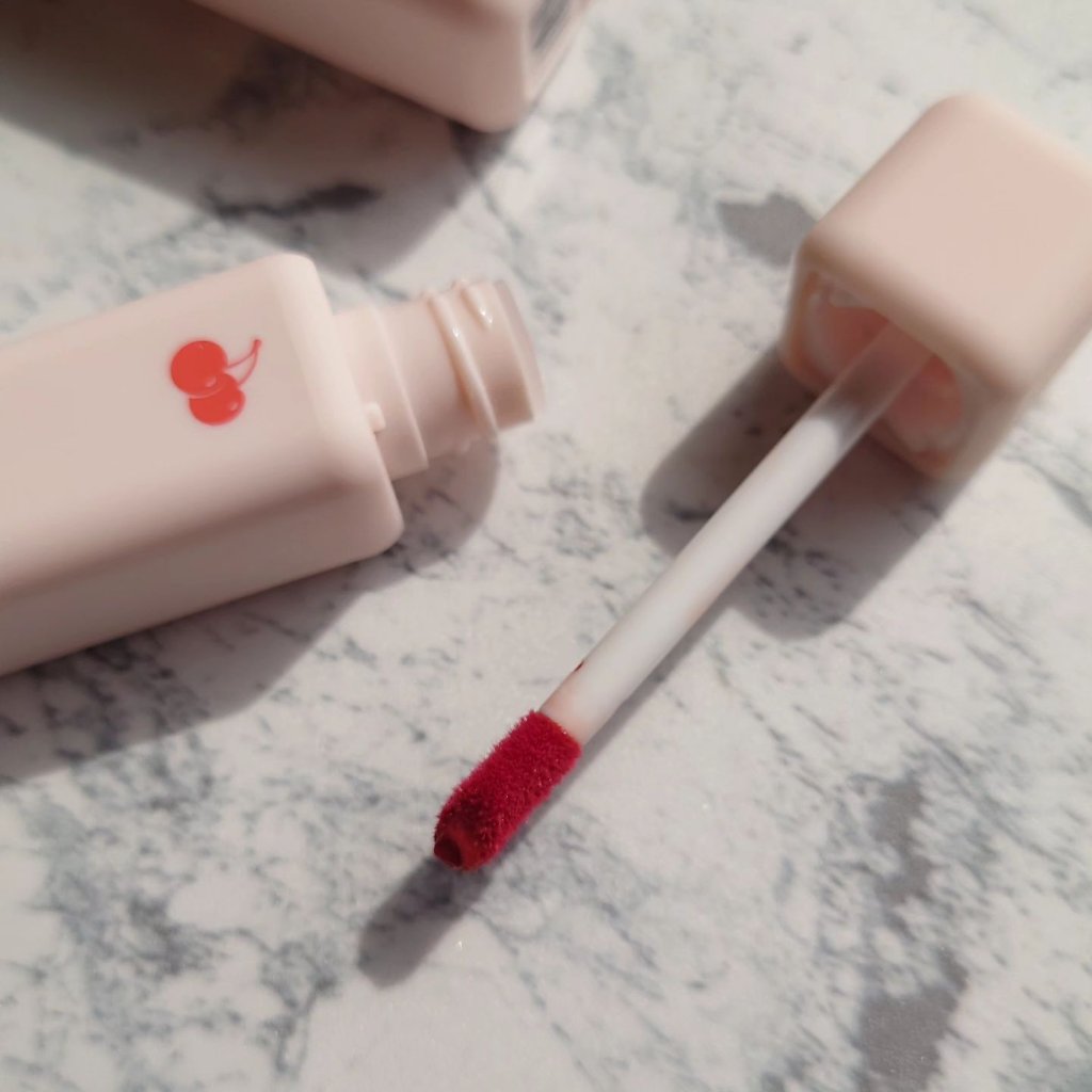 チューインガムベルベットティント/KIRSH(キルシー)/リップティントを使ったクチコミ（3枚目）