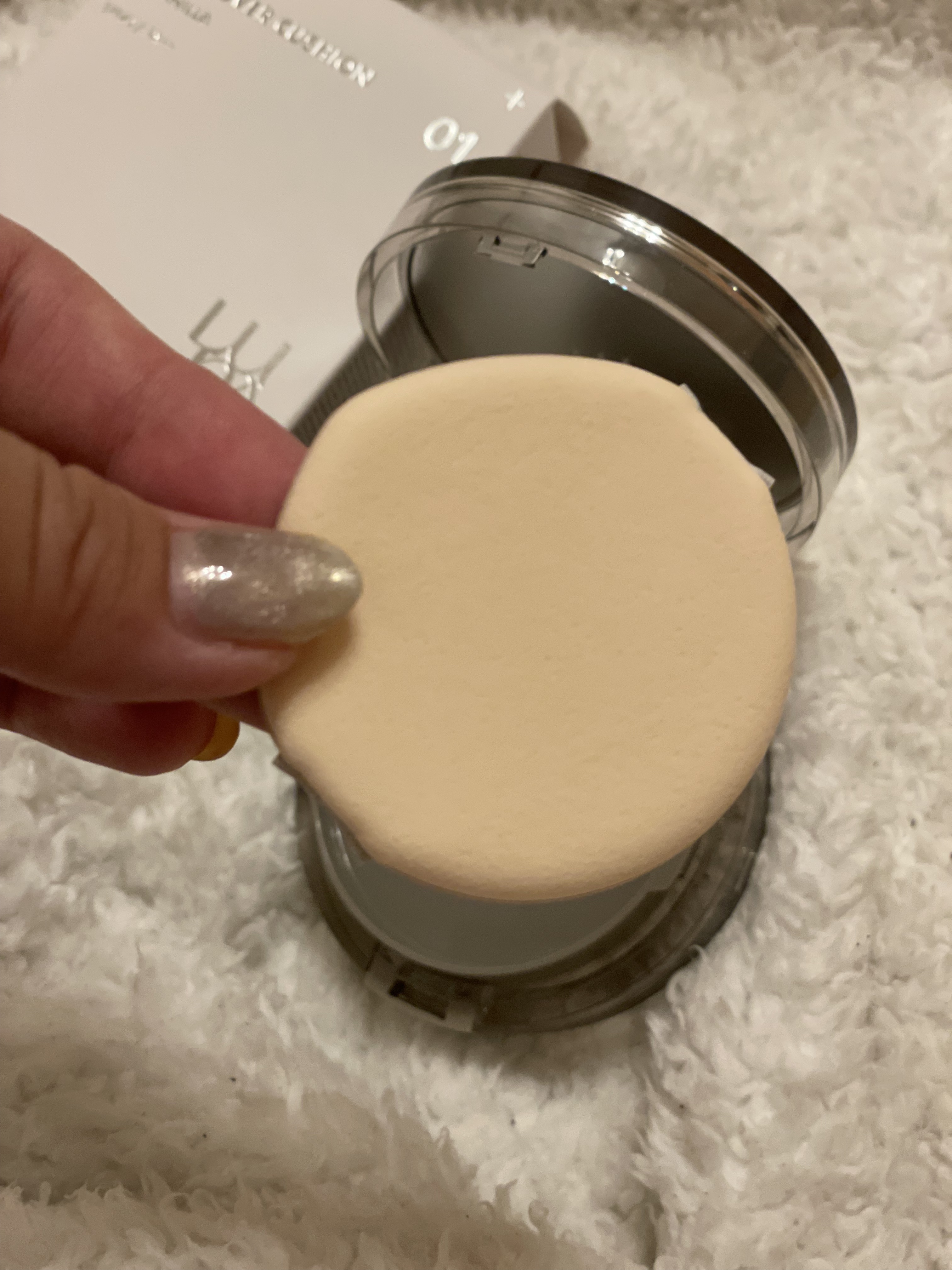 ブラーカバークッション/LUNA/クッションファンデーションを使ったクチコミ（3枚目）