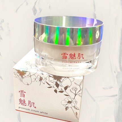 ナチュラルガーデン 雪魅肌のクチコミ「雪魅肌
美白美肌を叶えるクリームで
濃厚なテクスチャーがお気に入り
日本初の
トラネキサム.....」(2枚目)