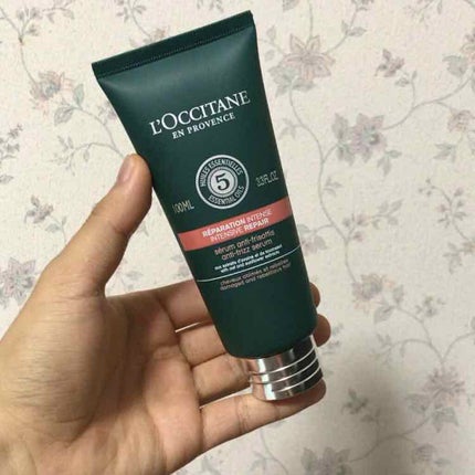 ファイブハーブス リペアリングヘアミルクセラム/L'OCCITANE/ヘアミルクを使ったクチコミ(1枚目)