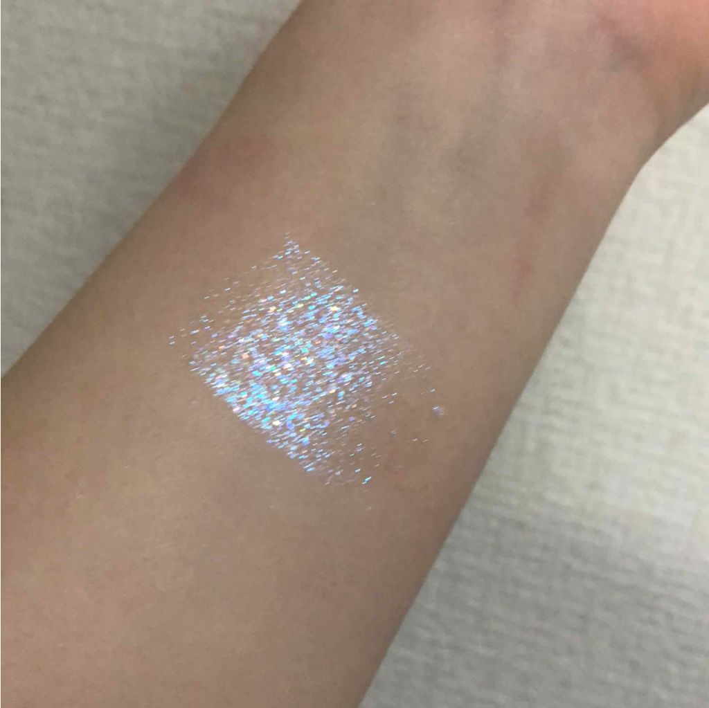 ダズルシャドウ リキッド/M・A・C/リキッドアイシャドウを使ったクチコミ(2枚目)