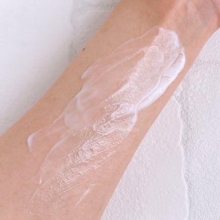 エムボディクリーム/M body cream/ボディクリームを使ったクチコミ(2枚目)