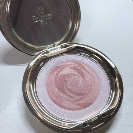 ブリス オーラ/Elégance/パウダーチークを使ったクチコミ(1枚目)