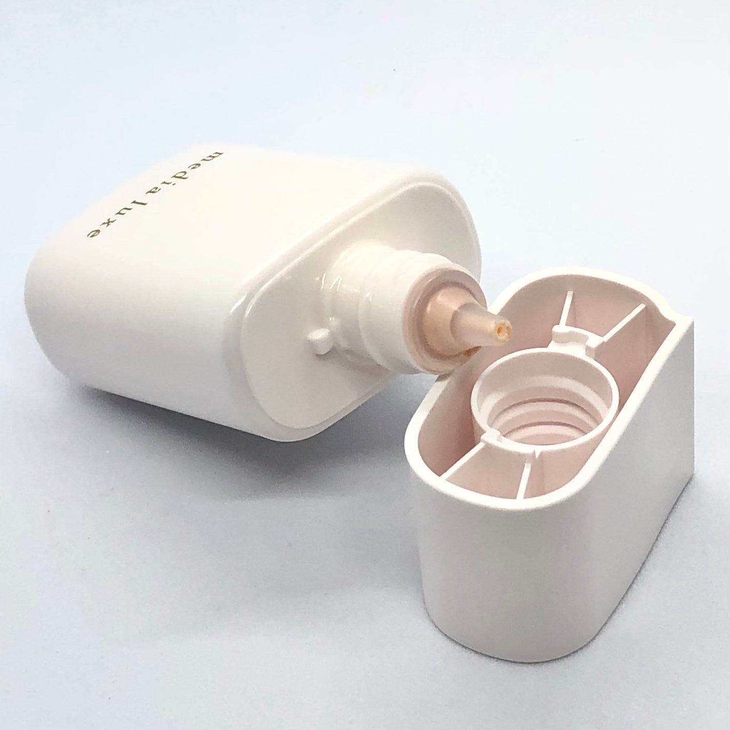 ラスティングベース/media luxe/化粧下地を使ったクチコミ(3枚目)