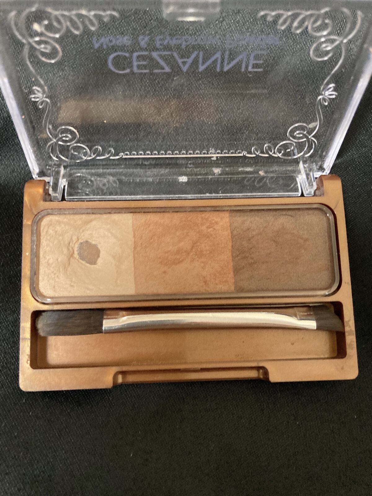 ノーズ＆アイブロウパウダー/CEZANNE/パウダーアイブロウを使ったクチコミ（2枚目）